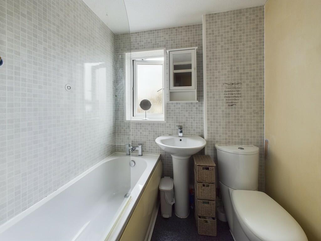 Additional property image - Mallory Walk, Dodleston