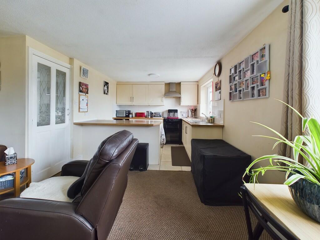 Additional property image - Mallory Walk, Dodleston