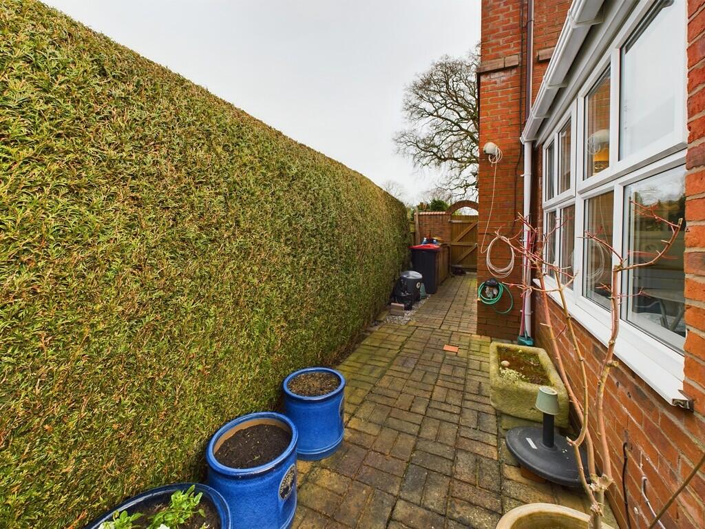 Additional property image - Newall Close, Tattenhall