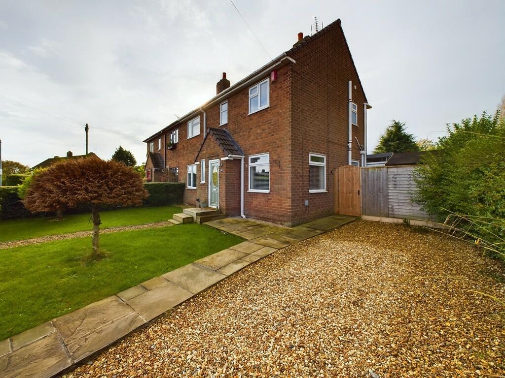 3 bedroom semidetached house for sale in Springfields, Mickle Trafford