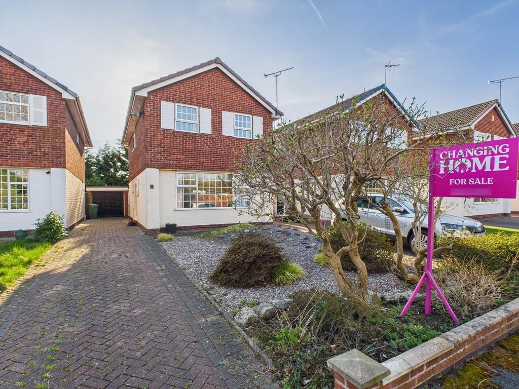 Main image of property: Makepeace Close, Vicars Cross, CH3