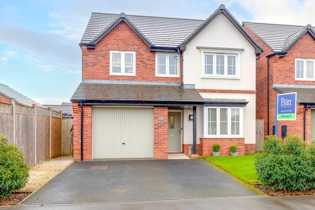 4 bedroom detached house for sale in Almond Green Avenue, Standish, WN6