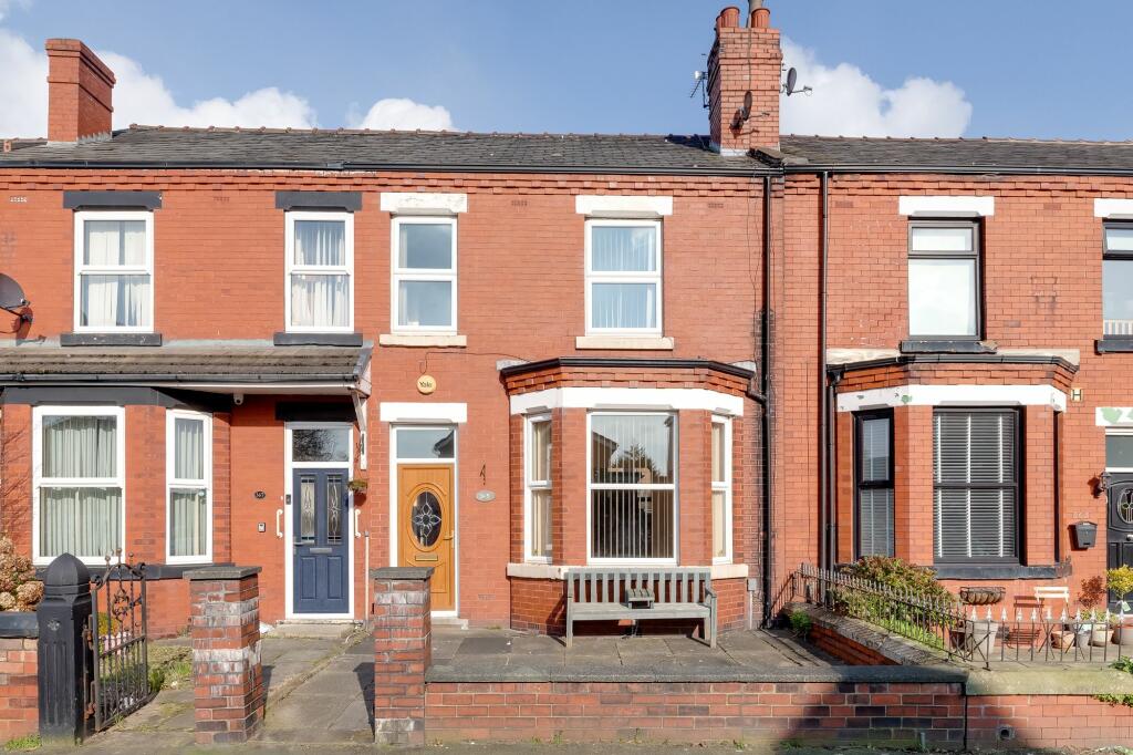 5 bedroom terraced house for sale in Gidlow Lane, Wigan, WN6