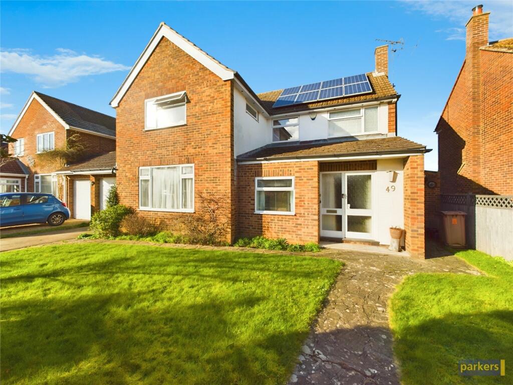 4 bedroom detached house for sale in St. Patricks Avenue, Charvil