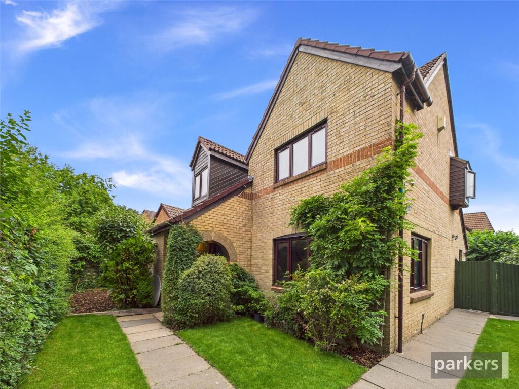 Main image of property: Harrison Close, Twyford, Reading, Berkshire, RG10