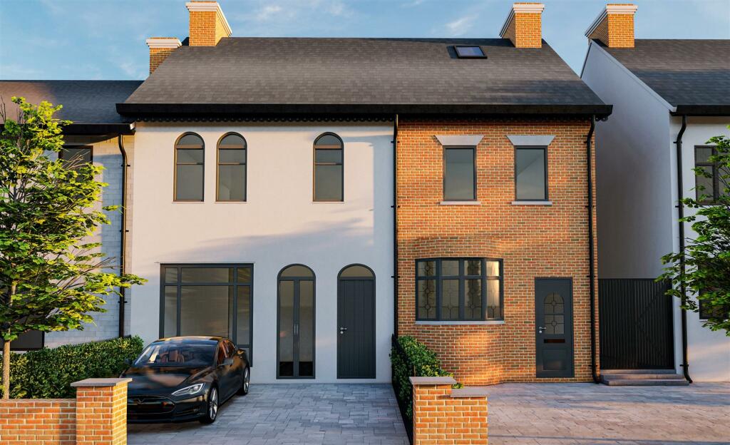 Land for sale in Totteridge Road, Enfield, EN3