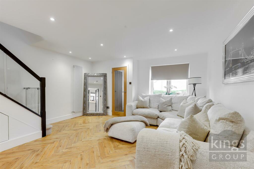 Additional property image - Heathcote Gardens, Church Langley