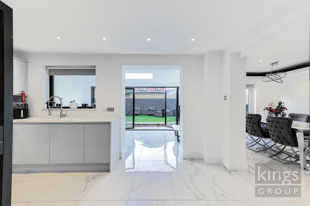 Additional property image - Heathcote Gardens, Church Langley