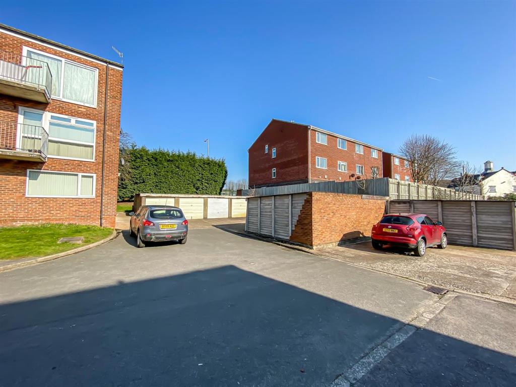 Land for sale in Derwent Crescent, Arnold, Nottingham, NG5