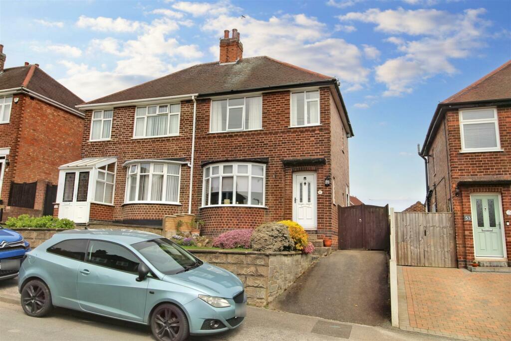3 bedroom semidetached house for sale in Prospect Road, Carlton