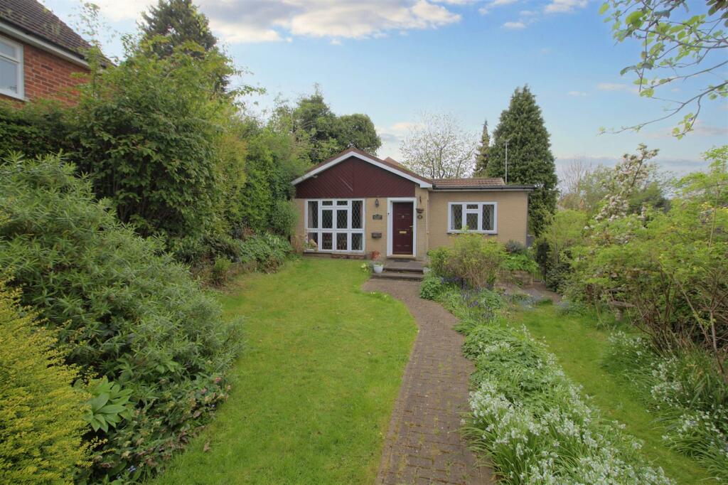 2 bedroom detached bungalow for sale in Kenrick Road, Mapperley