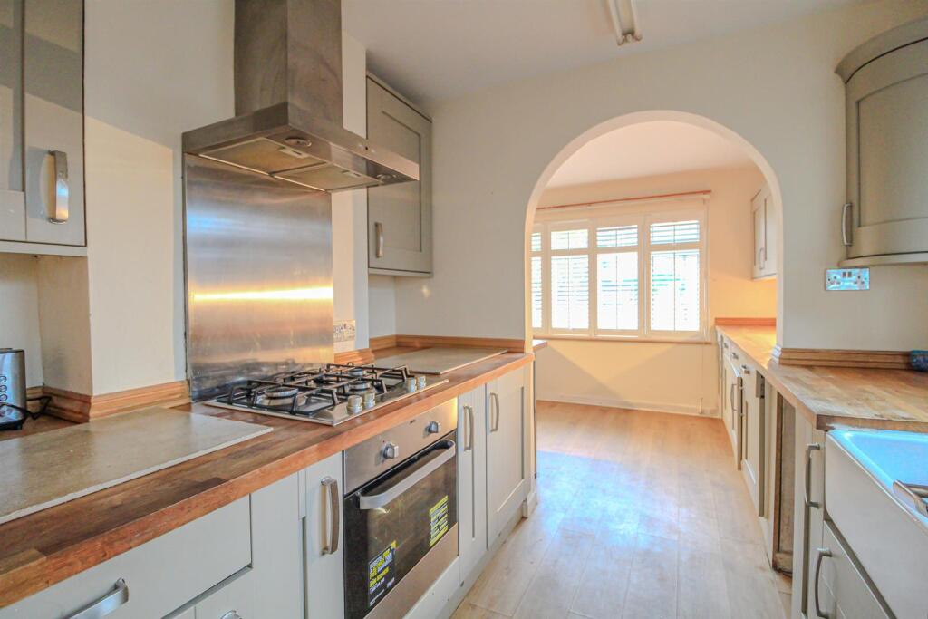 Main image of property: Carnarvon Grove, Carlton, Nottingham