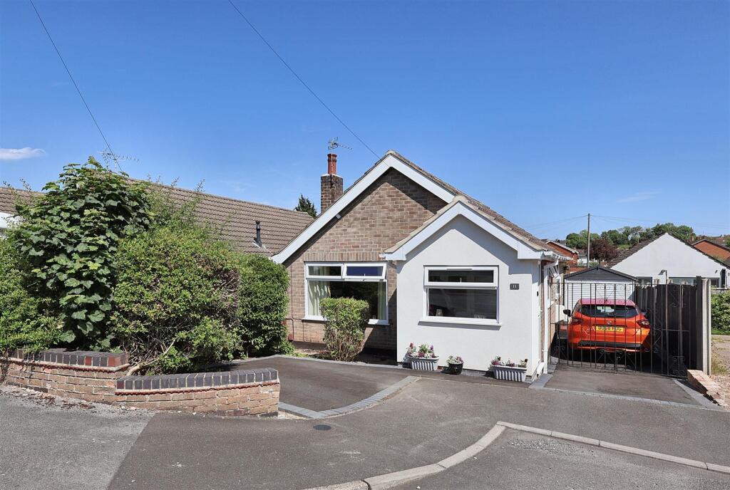 Main image of property: Maycroft Gardens, Thorneywood, Nottingham