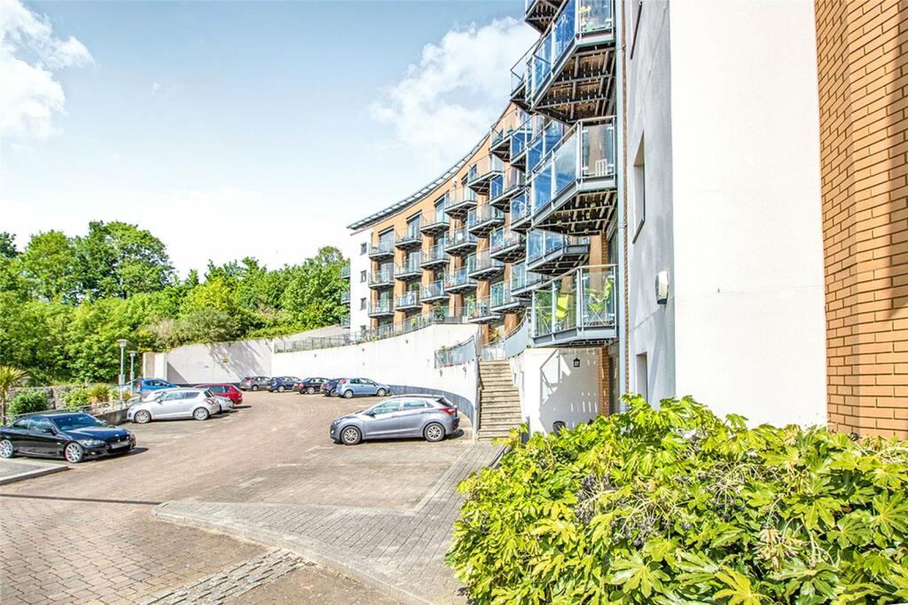 Main image of property: The Eye, Barrier Road, Chatham, Kent, ME4