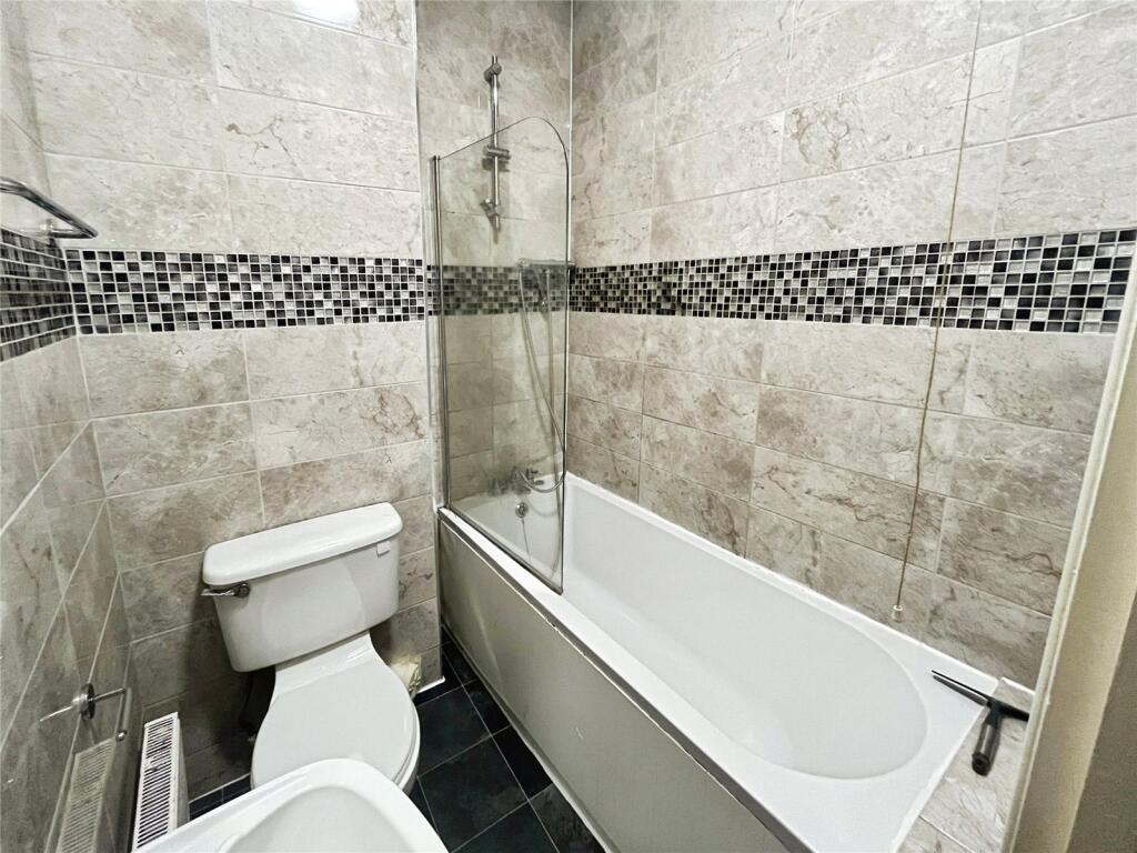 Main image of property: High Street, Chatham, Kent, ME4