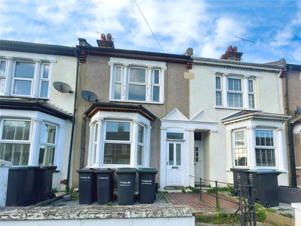 Main image of property: Gravesend, Kent, DA12