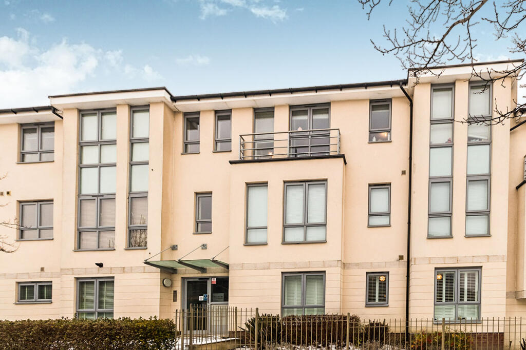 Main image of property: Springhead Parkway, Northfleet, Gravesend, Kent, DA11