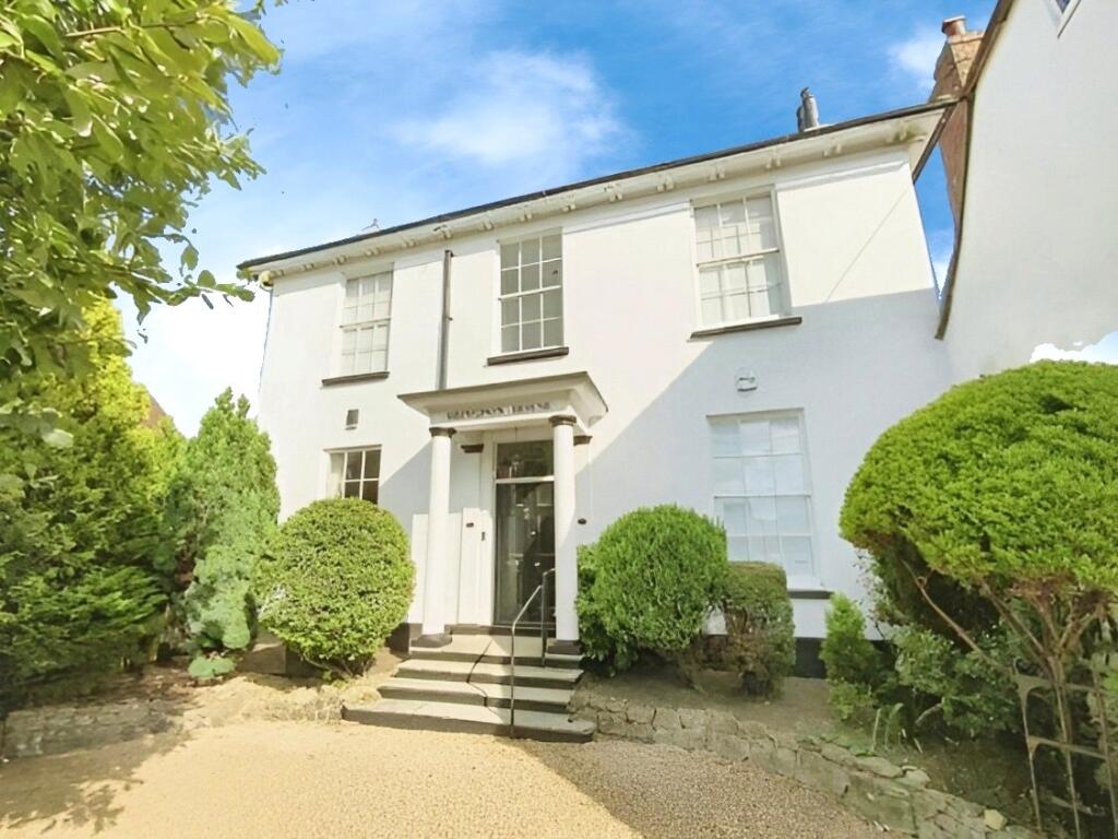 Main image of property: High Street, West Malling, Kent, ME19