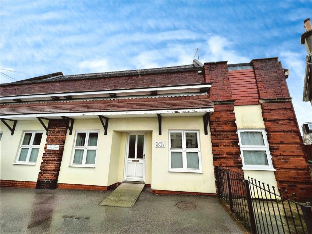 1 bedroom flat for rent in St. James Road, Tunbridge Wells, Kent, TN1