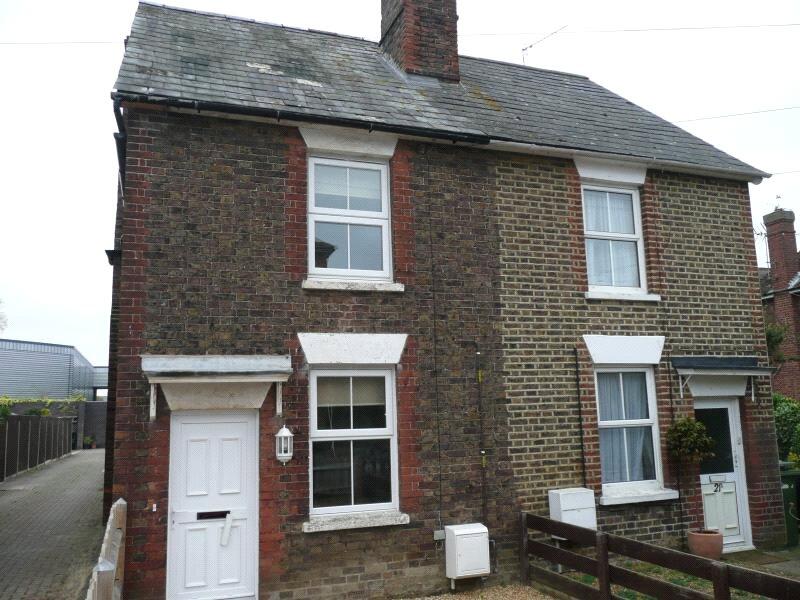 Main image of property: Maidstone Road, Paddock Wood, Tonbridge, Kent, TN12