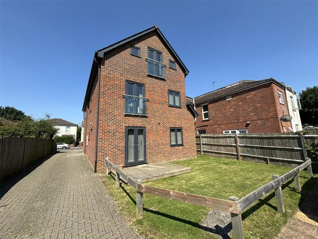 Main image of property: Waterloo Road, Southampton, Hampshire, SO15