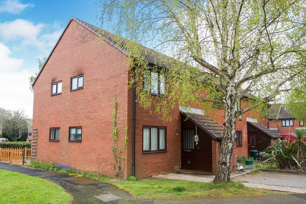 Main image of property: Course Park Crescent, Fareham, Hampshire, PO14