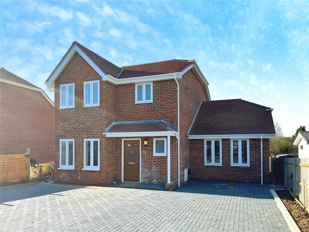 Main image of property: Lodge Road, Locks Heath, Southampton, Hampshire, SO31