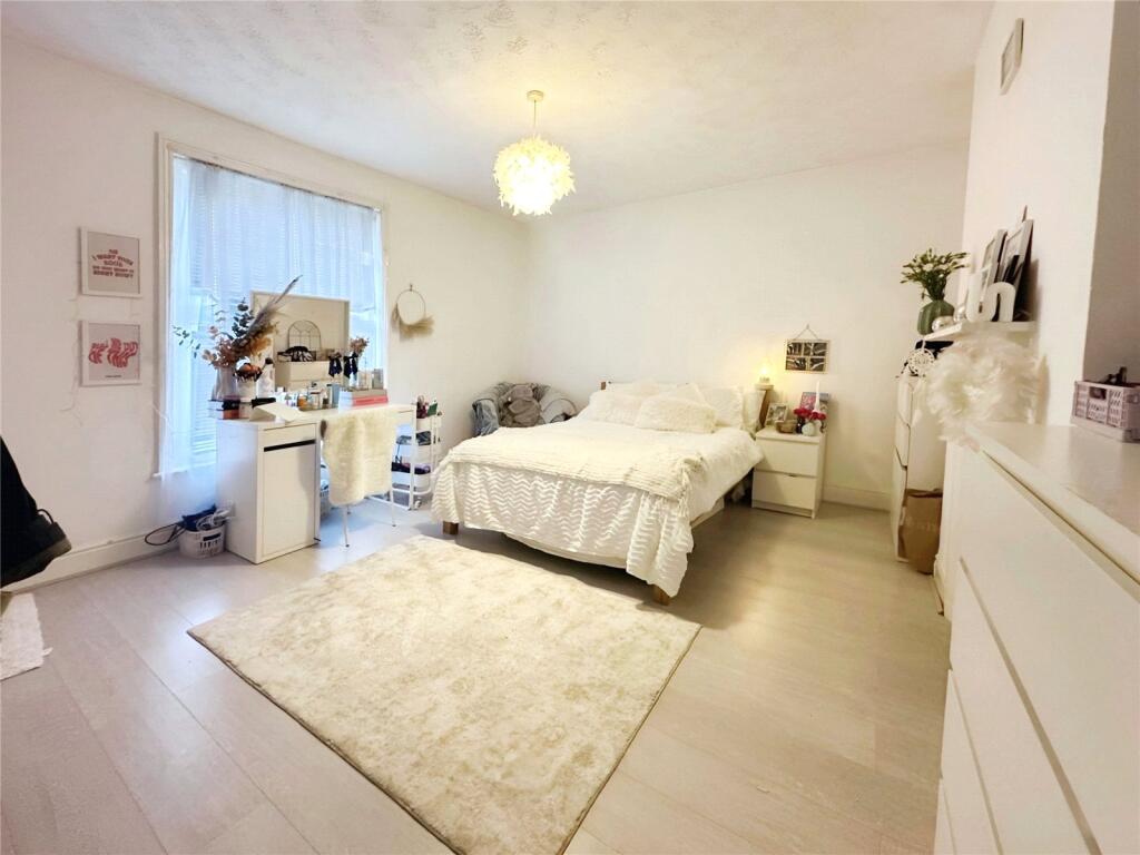 Main image of property: Harborough Road, Southampton, Hampshire, SO15