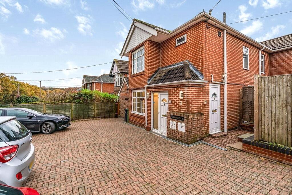 Main image of property: Kanes Hill, Southampton, Hampshire, SO19