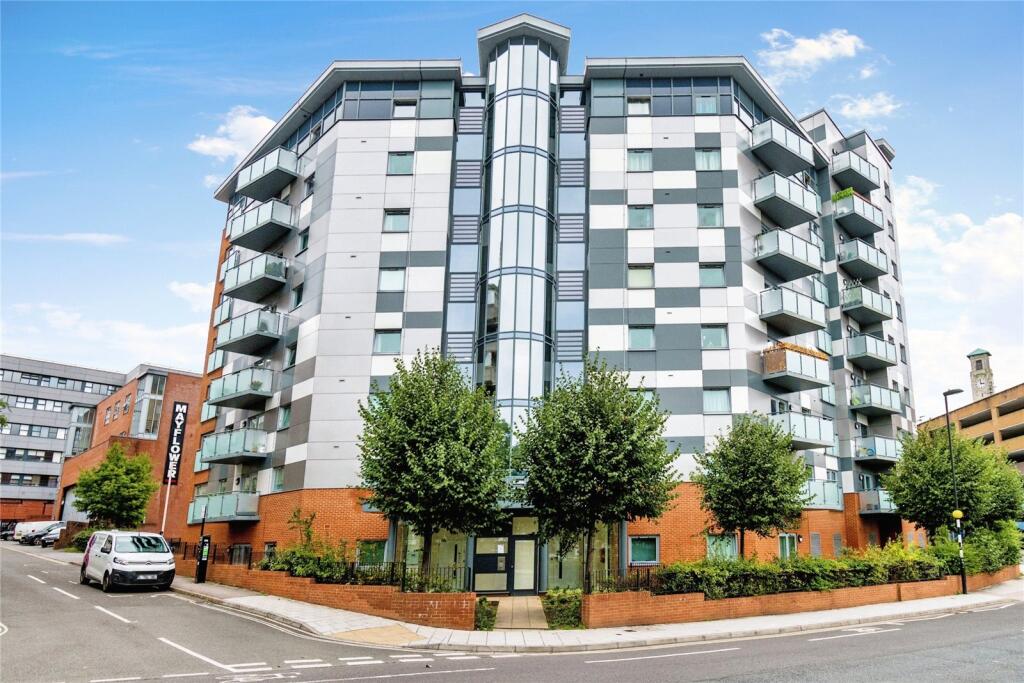 Main image of property: Blechynden Terrace, Southampton, Hampshire, SO15