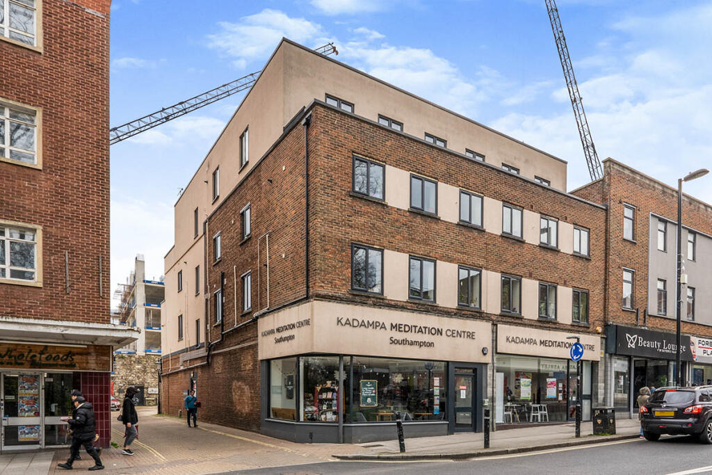 Main image of property: Hanover Buildings, Southampton, SO14