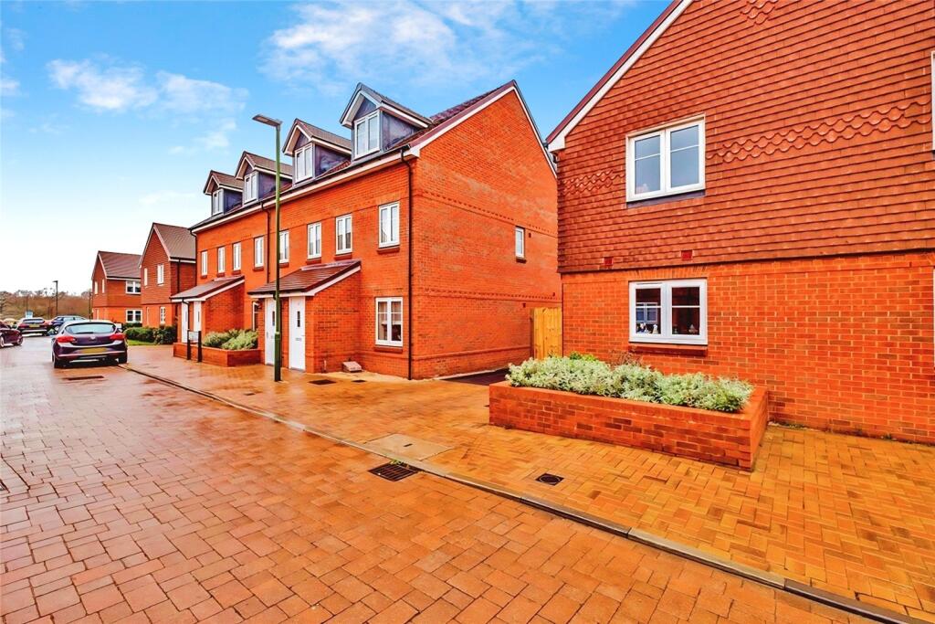 Main image of property: Daisy Road, Worthing, West Sussex, BN13