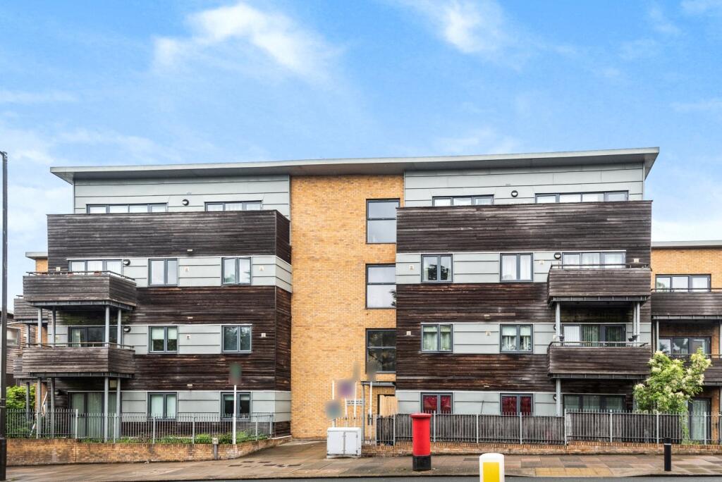Main image of property: Charlton Road, London, SE7