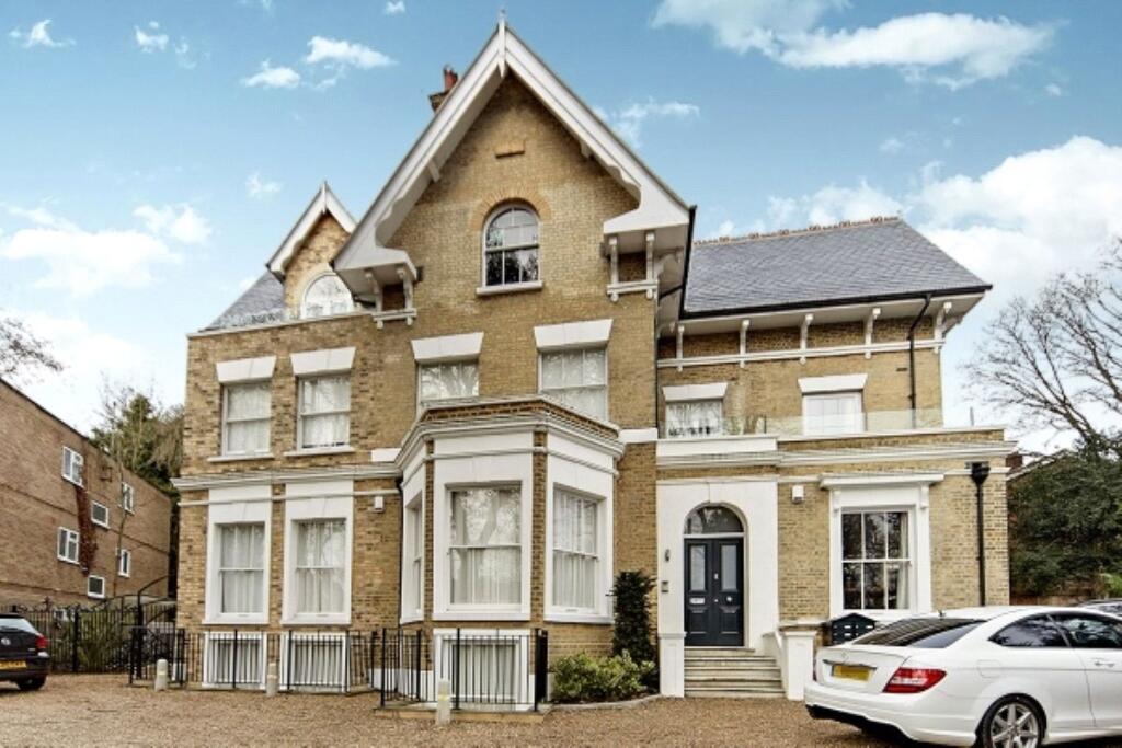 Main image of property: Fox Hill, London, SE19