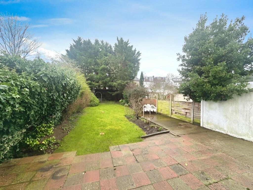 Main image of property: Oxford Road, Carshalton, SM5