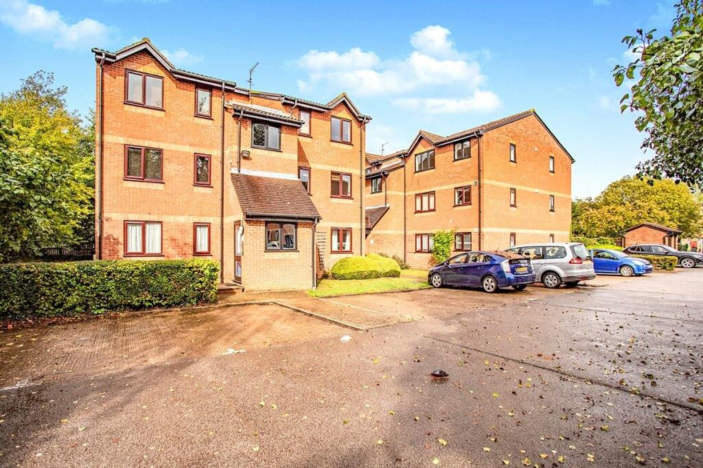 Main image of property: Courtlands Close, Watford, Hertfordshire, WD24