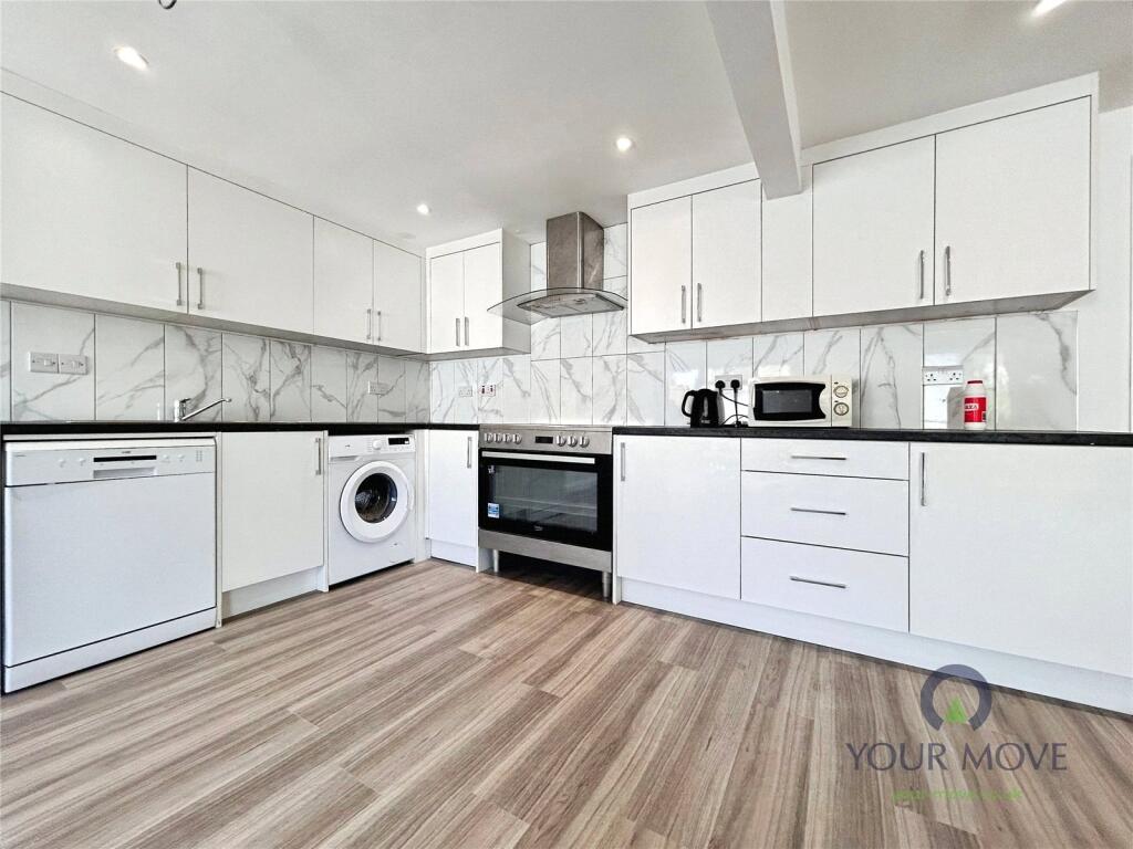 Main image of property: College Road, Abbots Langley, Hertfordshire, WD5