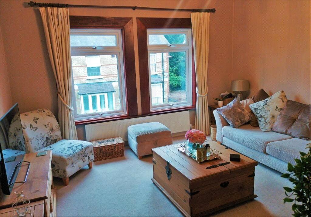 Main image of property: Oxford Street, Watford, Hertfordshire, WD18