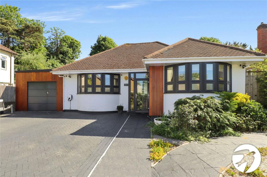 Main image of property: Halt Robin Road, Belvedere, DA17