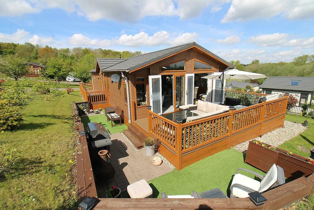 2 bedroom park home for sale in Warren Estate Lodges, Woodham Walter