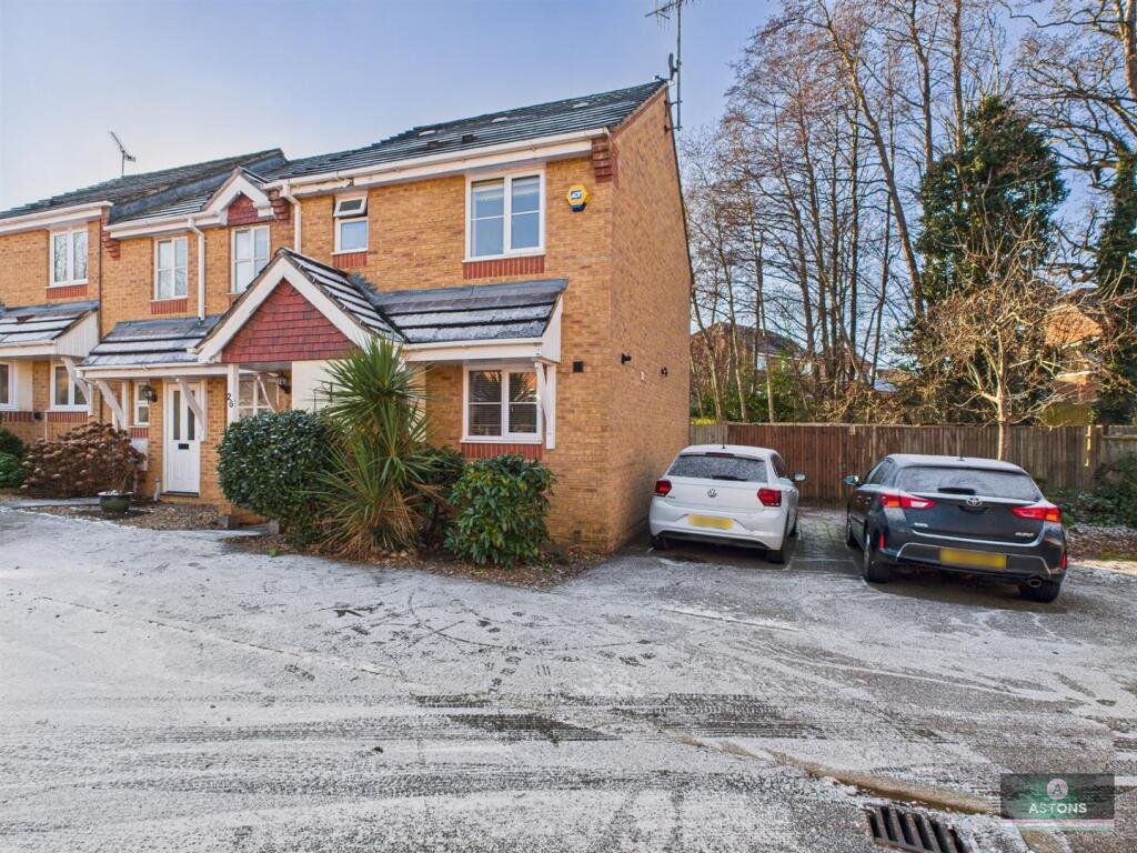 Main image of property: Stable Close, Maidenbower