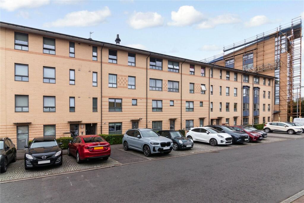 2 bedroom flat for sale in McNeil Street, Glasgow, G5