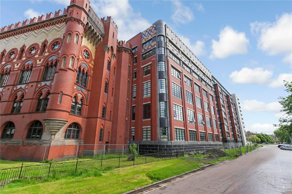 2 bedroom flat for sale in Templeton Court, Glasgow, G40