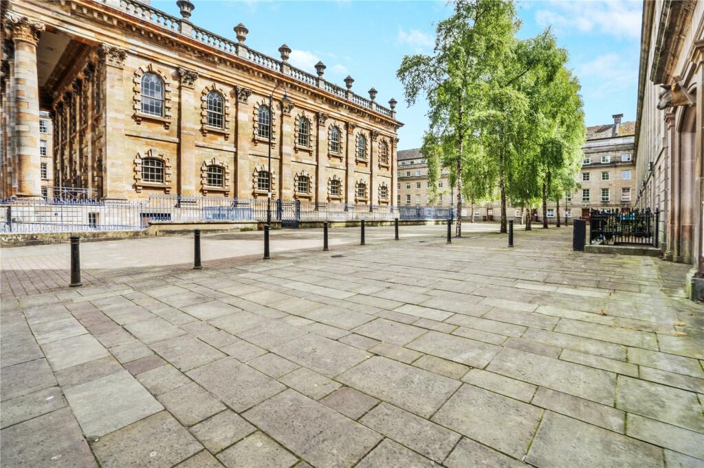 Main image of property: St. Andrews Square, Glasgow, G1