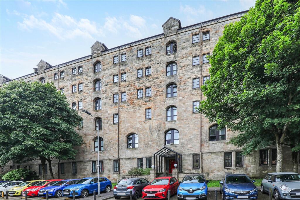 Main image of property: Bell Street, Glasgow, G4