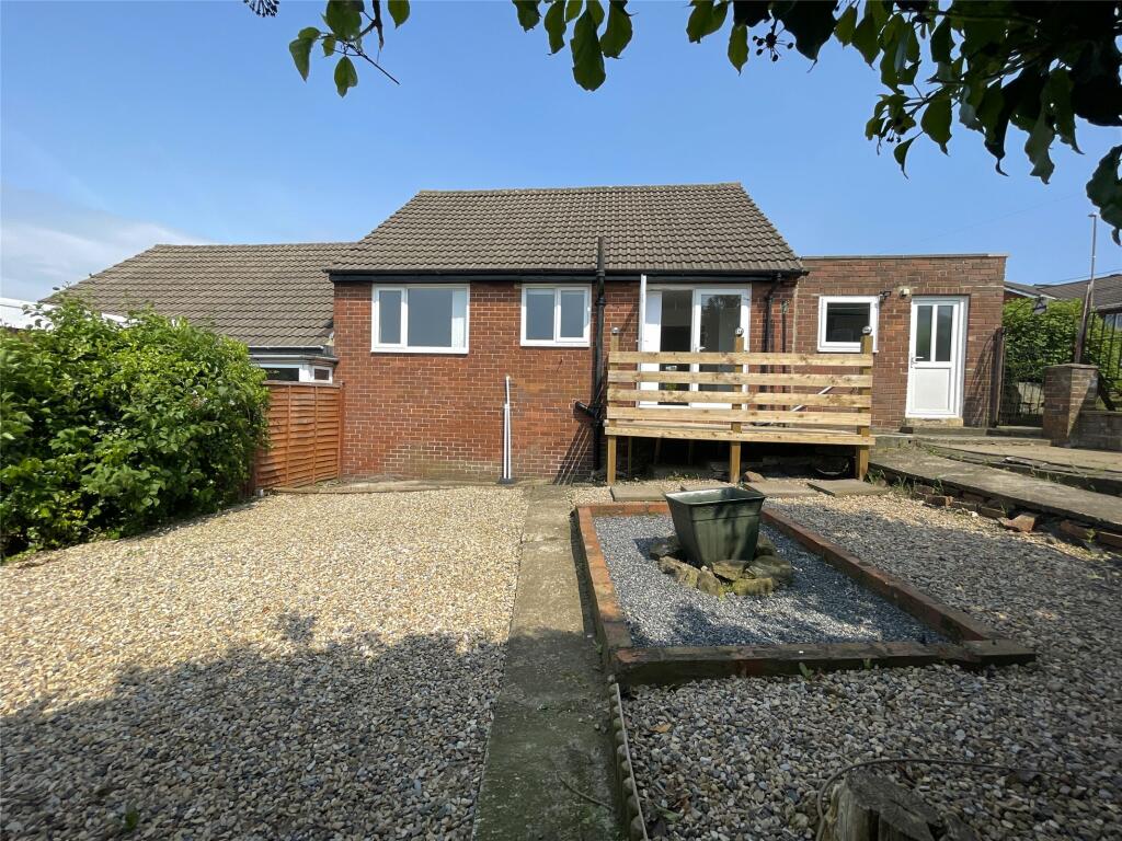 2 bedroom bungalow for sale in Hilldyke, Eighton Banks, NE9