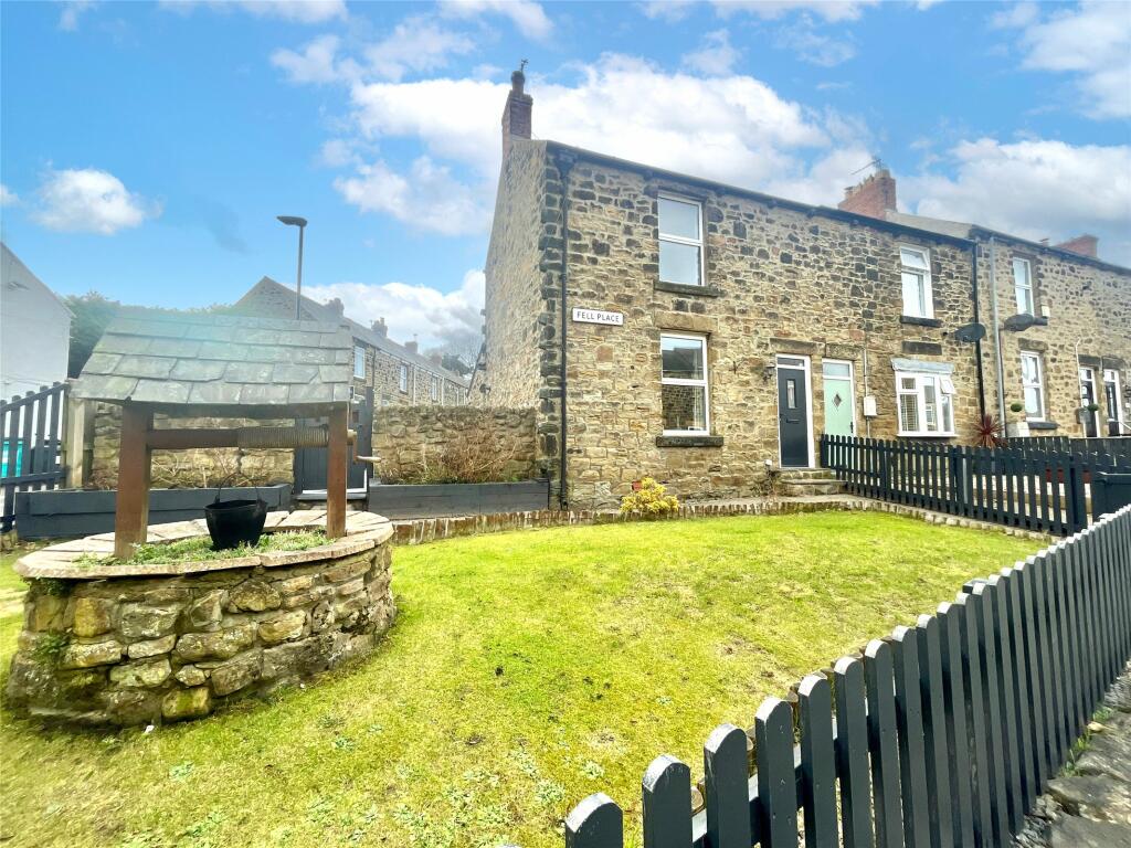 2 bedroom end of terrace house for sale in Fell Place, Springwell