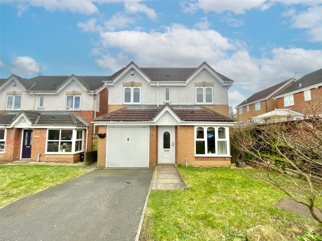 4 bedroom detached house for sale in Bluebell Close, Meadow Rise