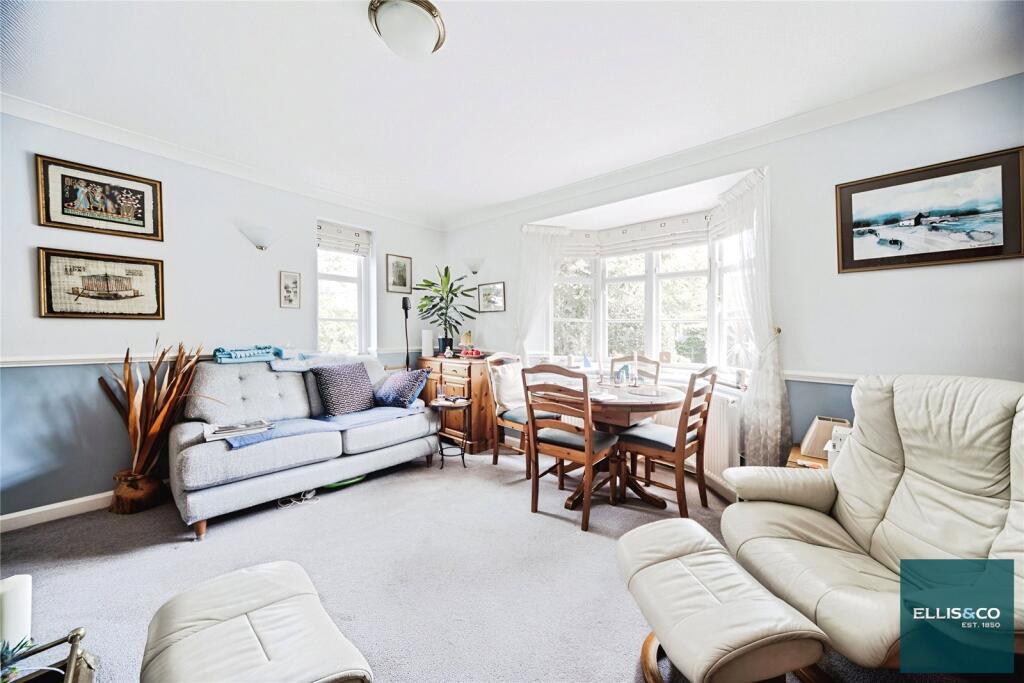 Main image of property: Creswick Walk, Hampstead Garden Suburb, NW11