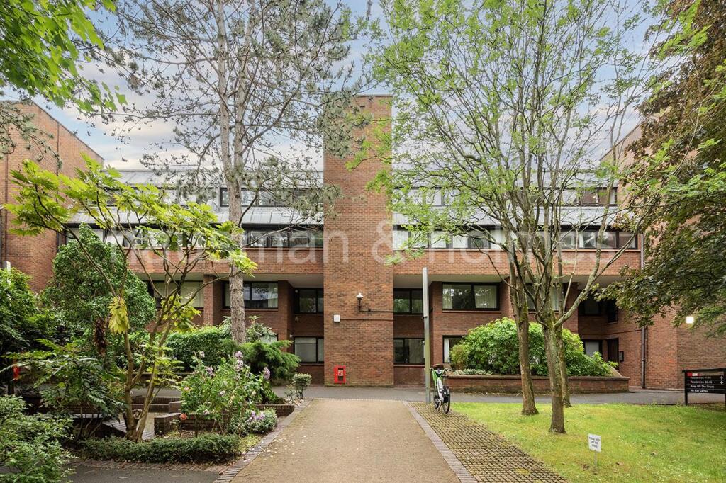 Main image of property: Chandos Way, NW11